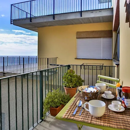 Apartment Cinque Terre D'amare Sea View Big For Travel Lovers Riomaggiore